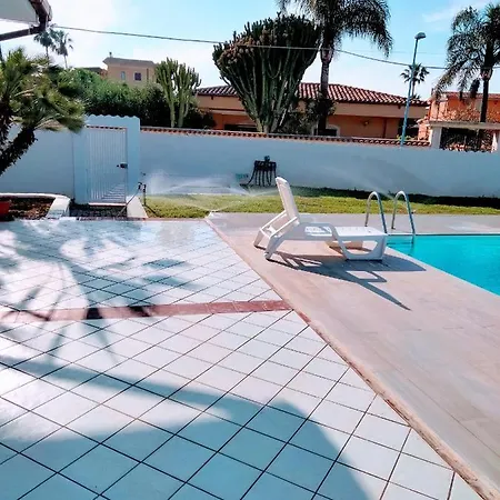 La Casa Di Elisa Con Piscina *