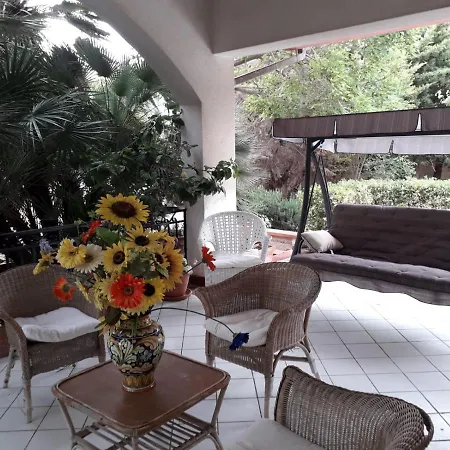 La Casa Di Elisa Con Piscina