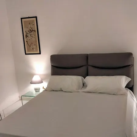 ヴィラ La Casa Di Elisa Con Piscina サン・レオーネ